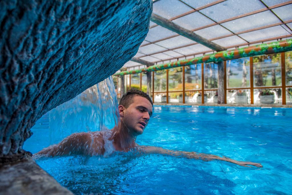 Spa Hotel Elbrus ヴェリングラード エクステリア 写真